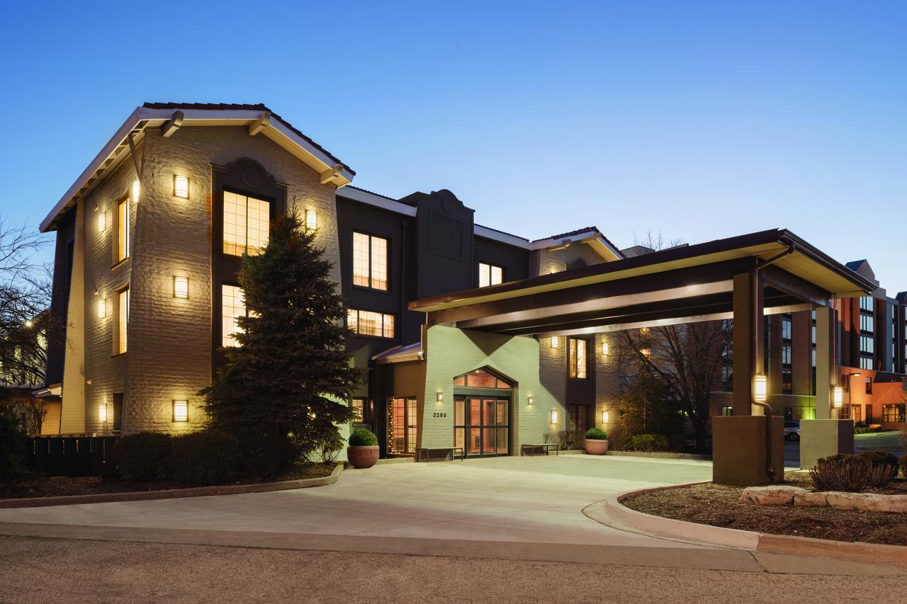 Country Inn & Suites By Radisson, Chicago-Hoffman Хофман Истейтс Екстериор снимка